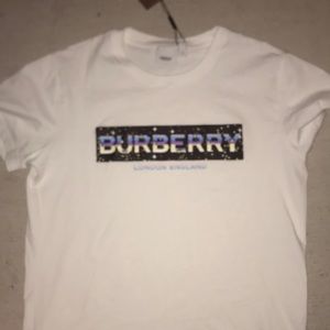Burberry tee